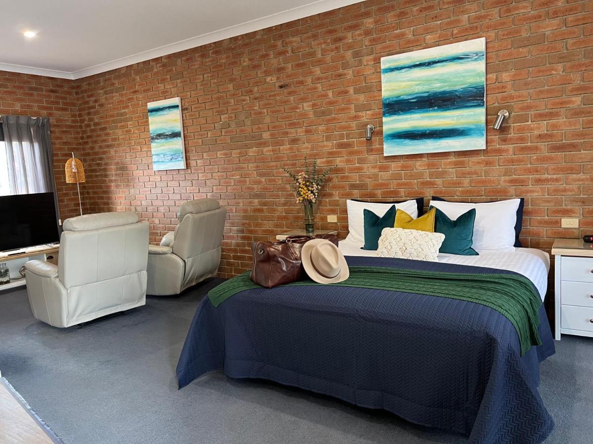 Coastal Waters Motor Inn Lakes Entrance Eksteriør bilde